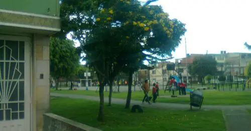 PARQUE PUBLICO MARICUTANA ANTES BRASILIA BOGOTÁ PARQUE PUBLICO MARICUTANA ANTES BRASILIA BOGOTÁ
